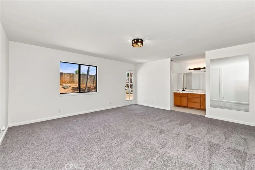 Photo of 14464 Harvey