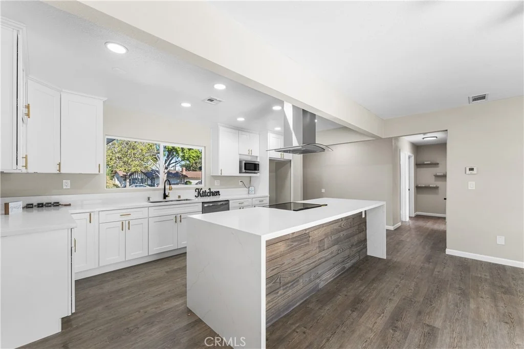 Photo of 38750 Sage Tree Street