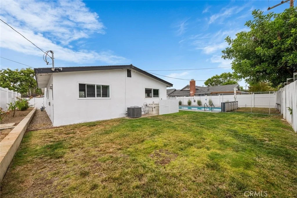 Photo of 2920 Birch Place