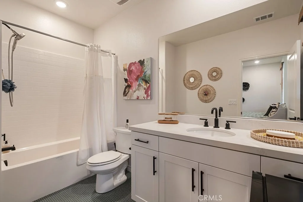 Photo of 1341 Reliance