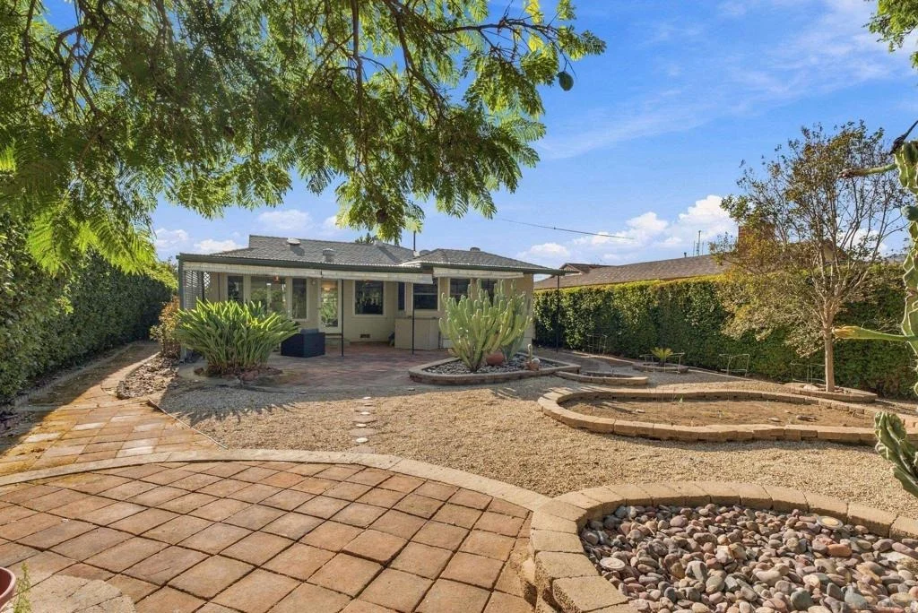 Photo of 6111 Amarillo