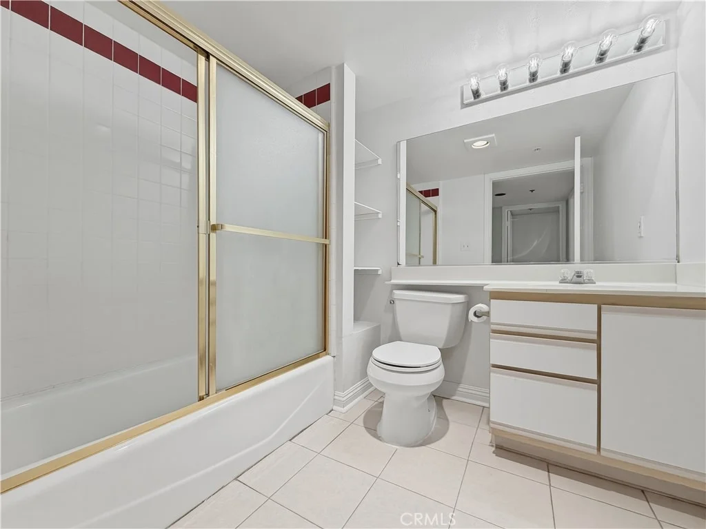 Photo of Unit 201 at 10282 Tujunga Canyon Boulevard