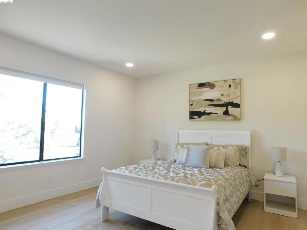 Photo of 3042 Potrero Way