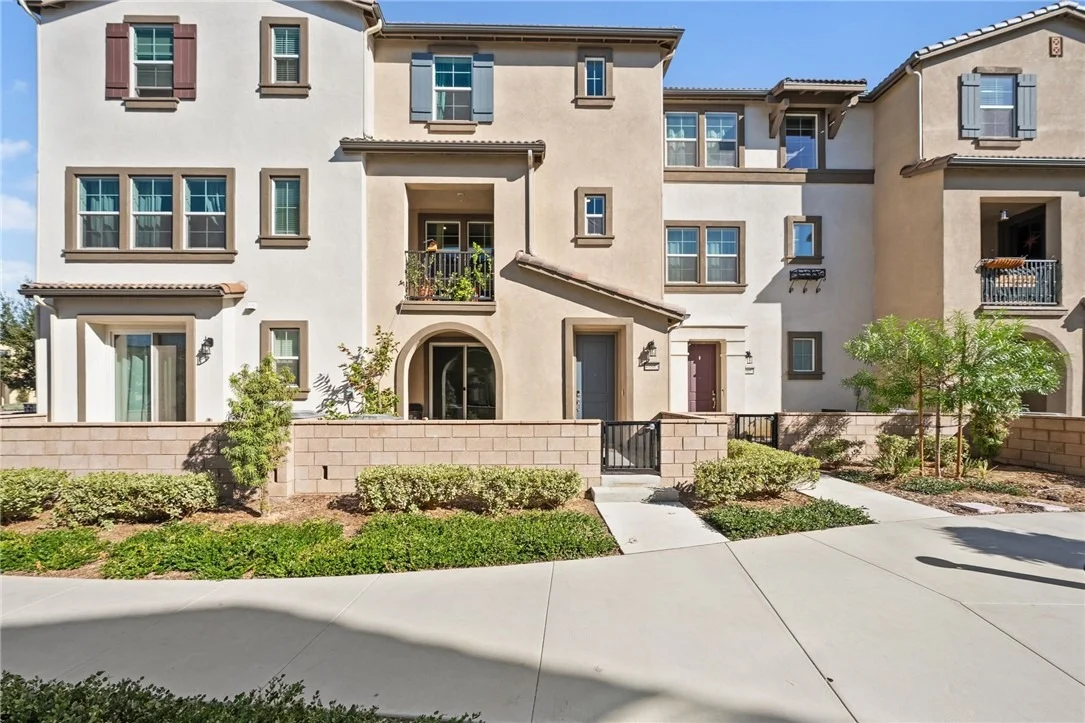 Photo of 40863 Melrose Drive