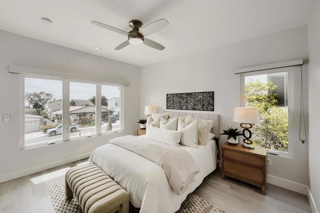 Photo of 5379 La Jolla Mesa
