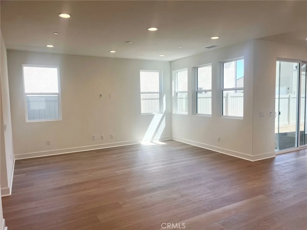 Photo of 523 Tracy Place