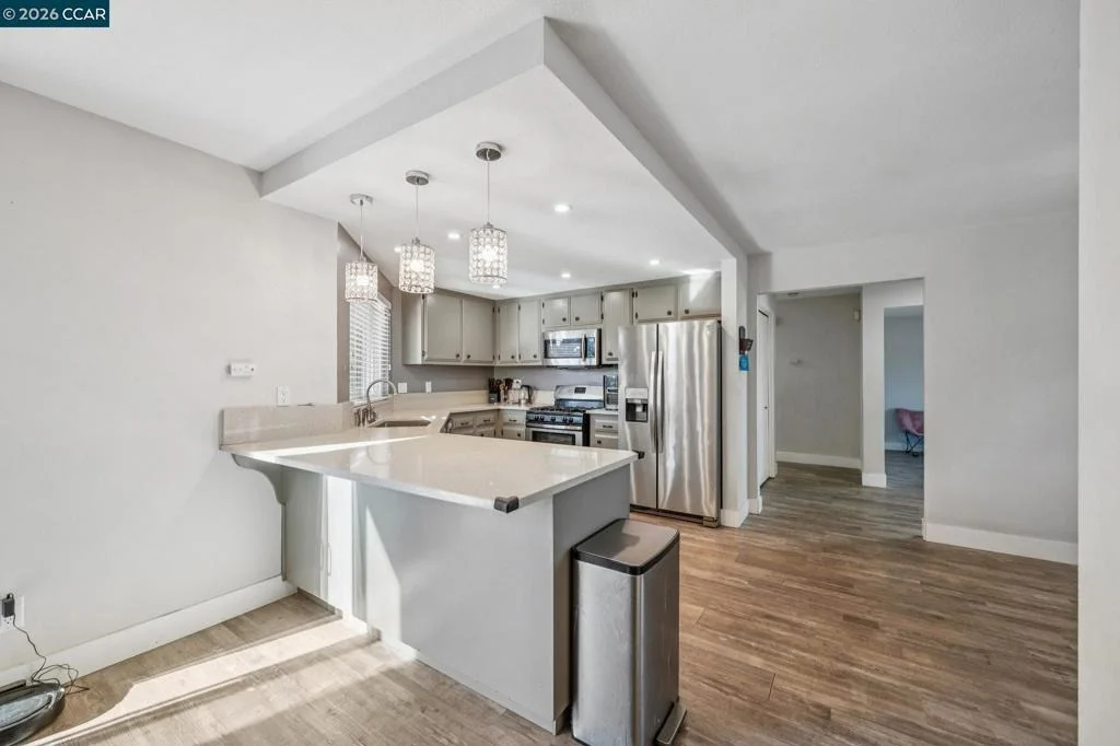 Photo of 20 Clairmont Pl