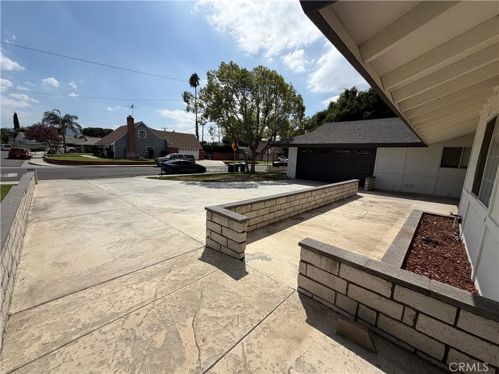 Photo of 10961 Endicott Drive