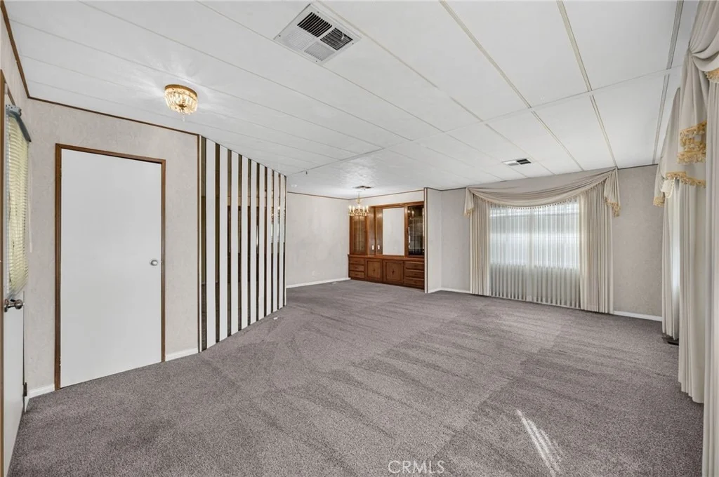 Photo of 1650 Sonora