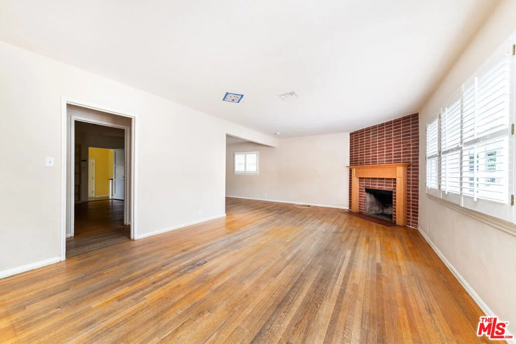 Photo of 2208 New York Drive