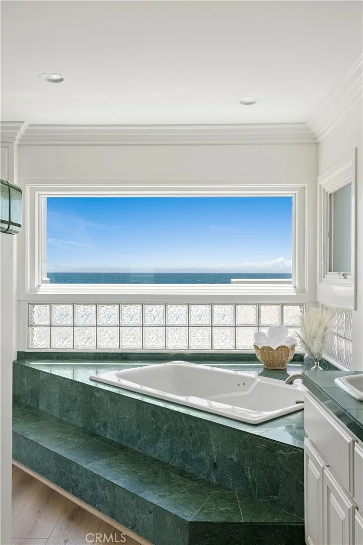 Photo of 5488 Rincon Beach Park