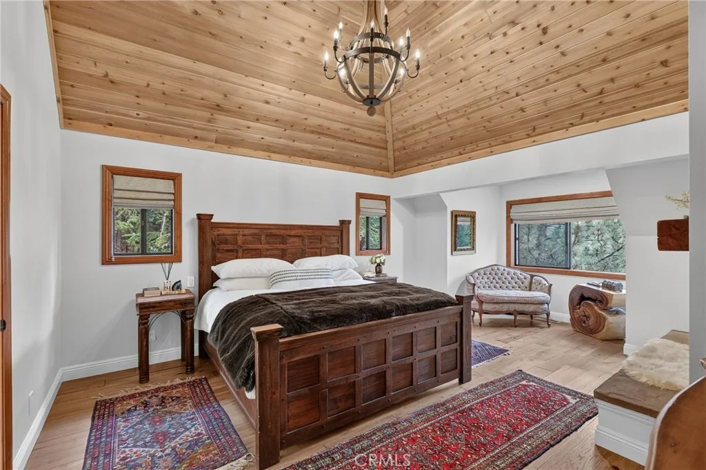 Photo of 27779 West Shore