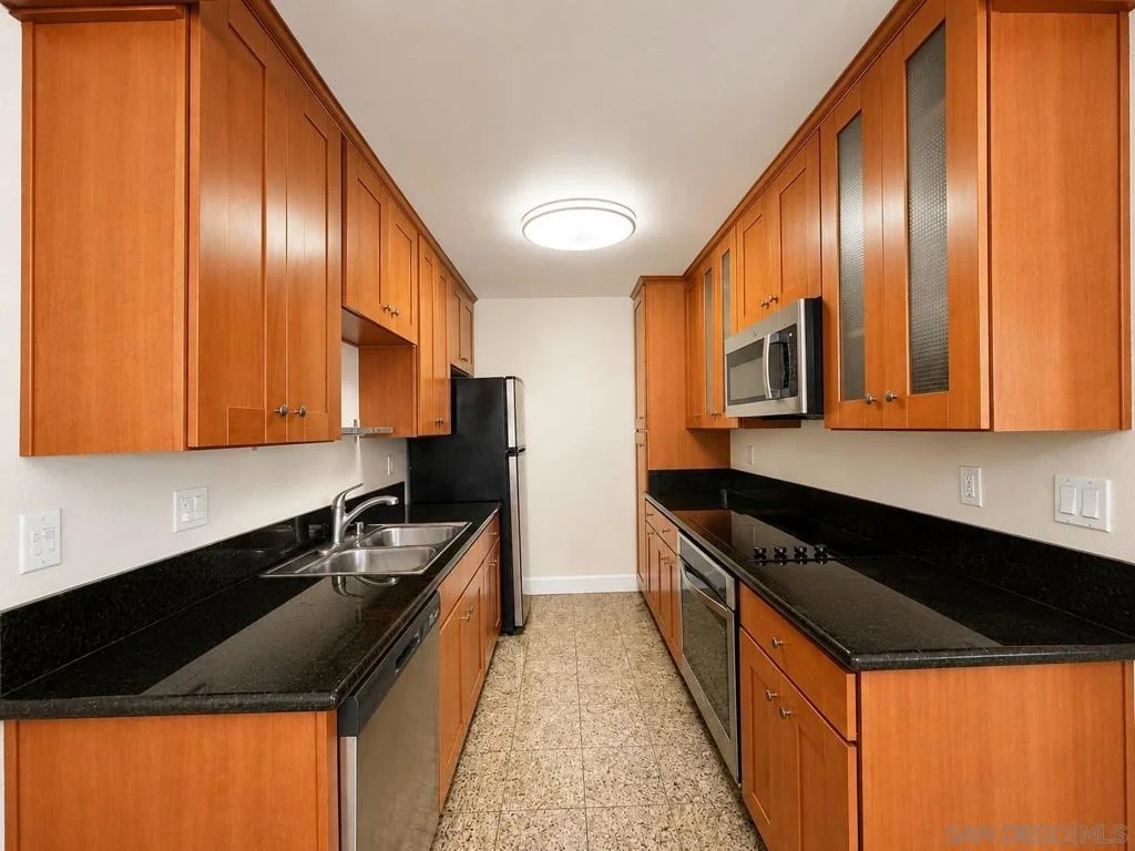 Photo of Unit E at 8570 Via Mallorca