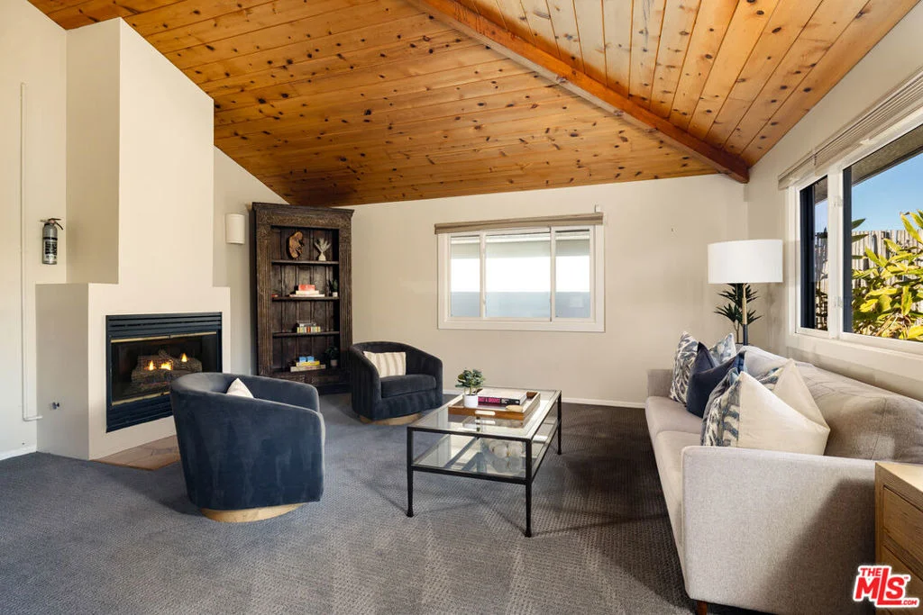 Photo of 1624 Shoreline Drive