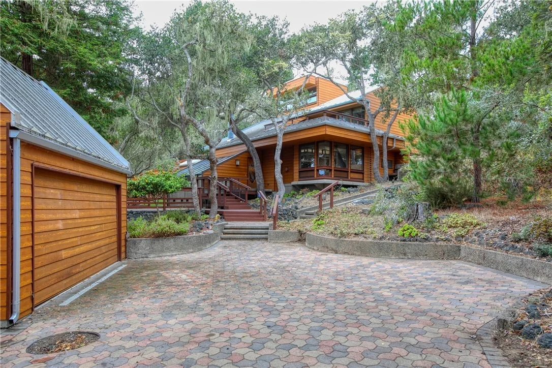 Photo of 1021 Hillcrest