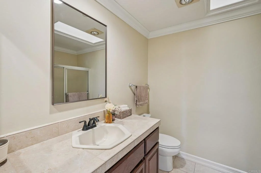 Photo of 707 S Live Oak Park Road