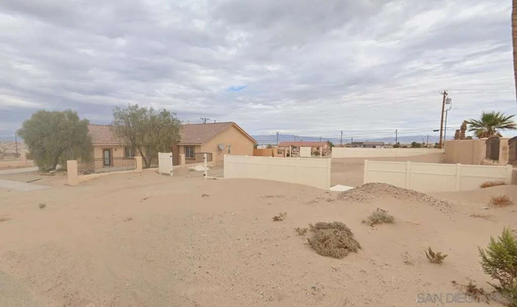 Photo of 2316 Lark Court