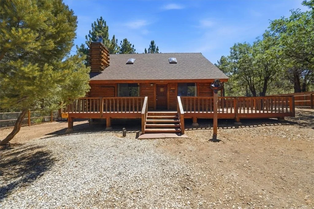 Photo of 355 Dixie Lee