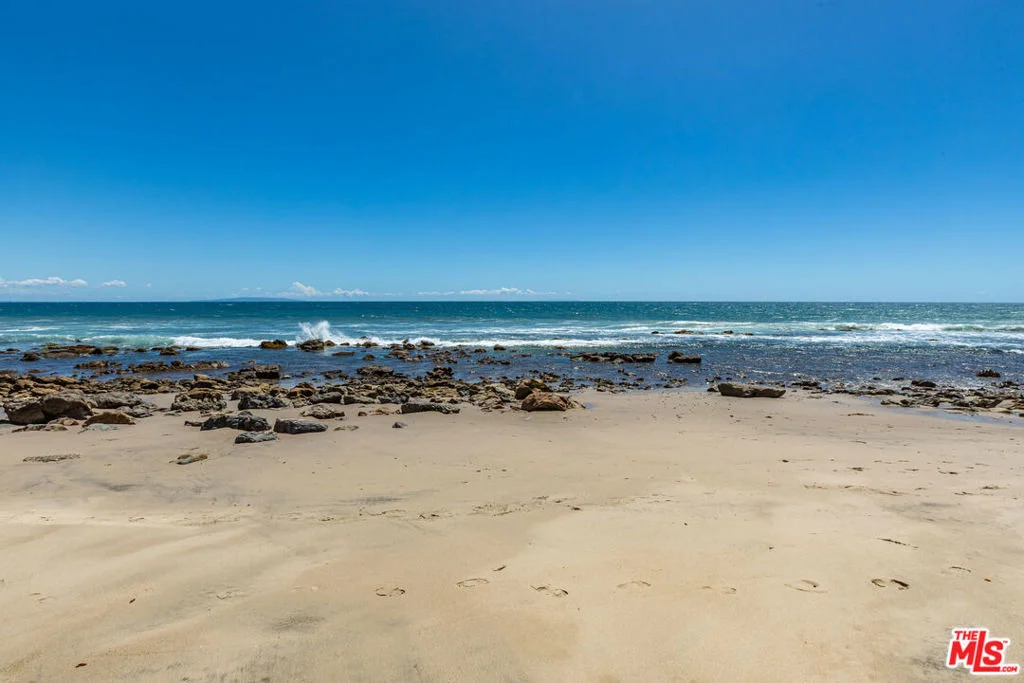 Photo of 24236 Malibu Road