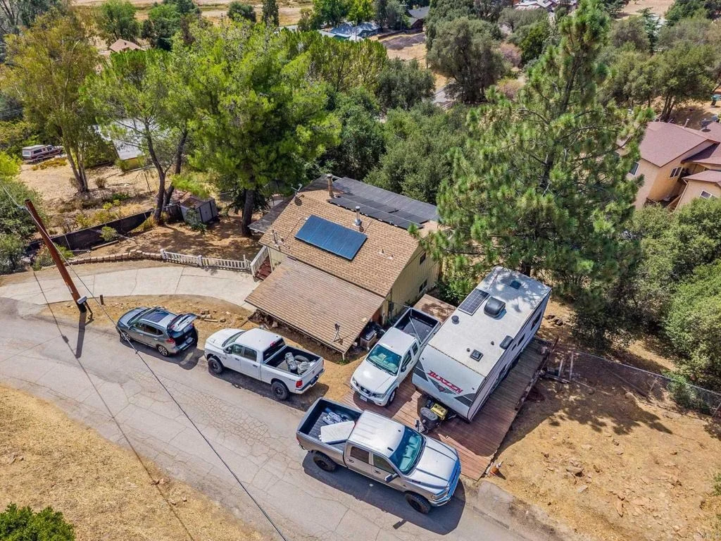 Photo of 9421 Elm Dr