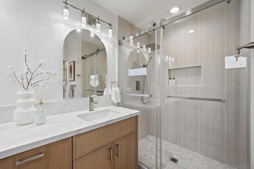 Photo of 6375 Primrose Drive