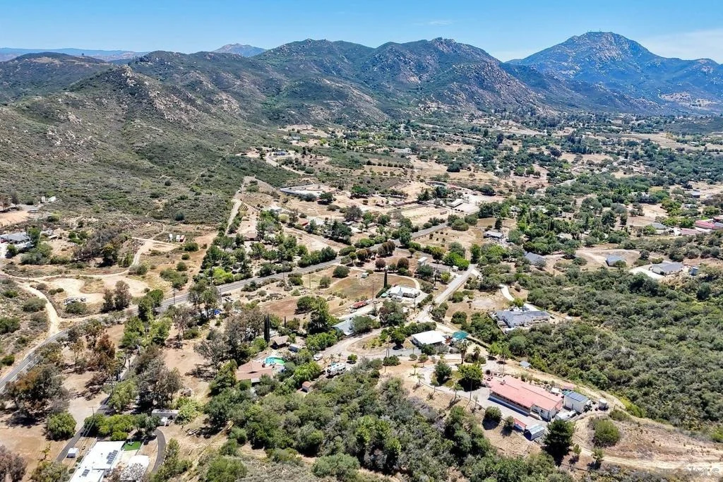 Photo of 15525 Lyons Valley