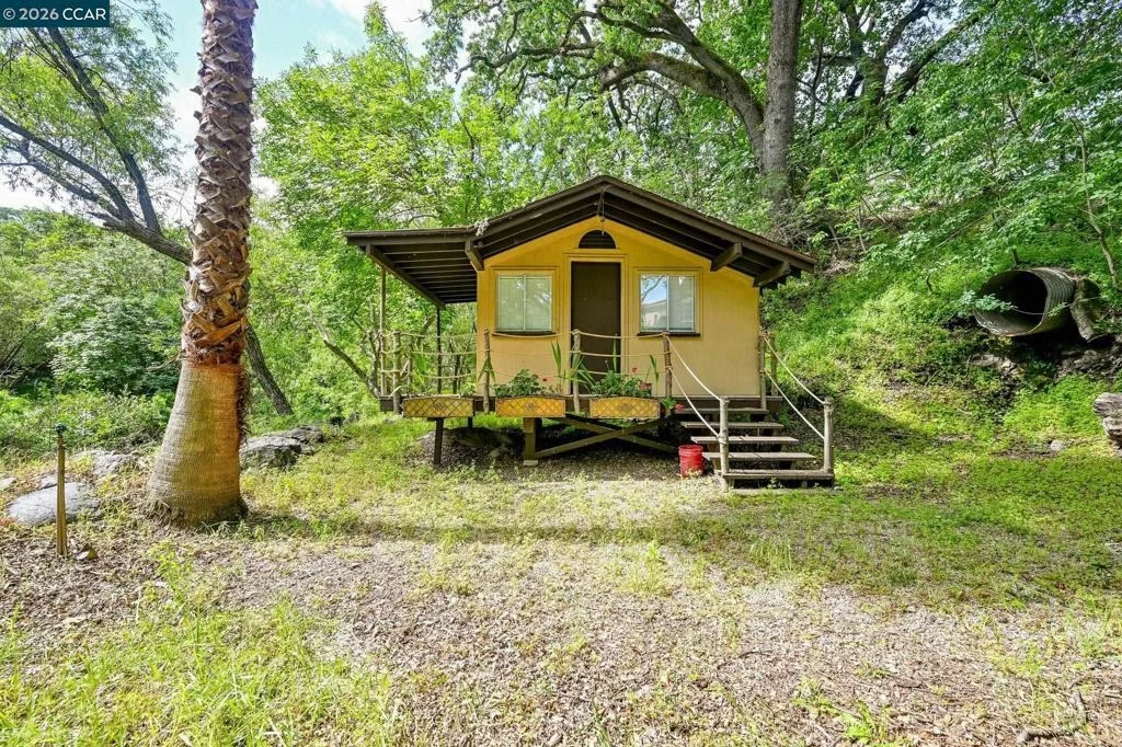 Photo of 490 St Marys Rd