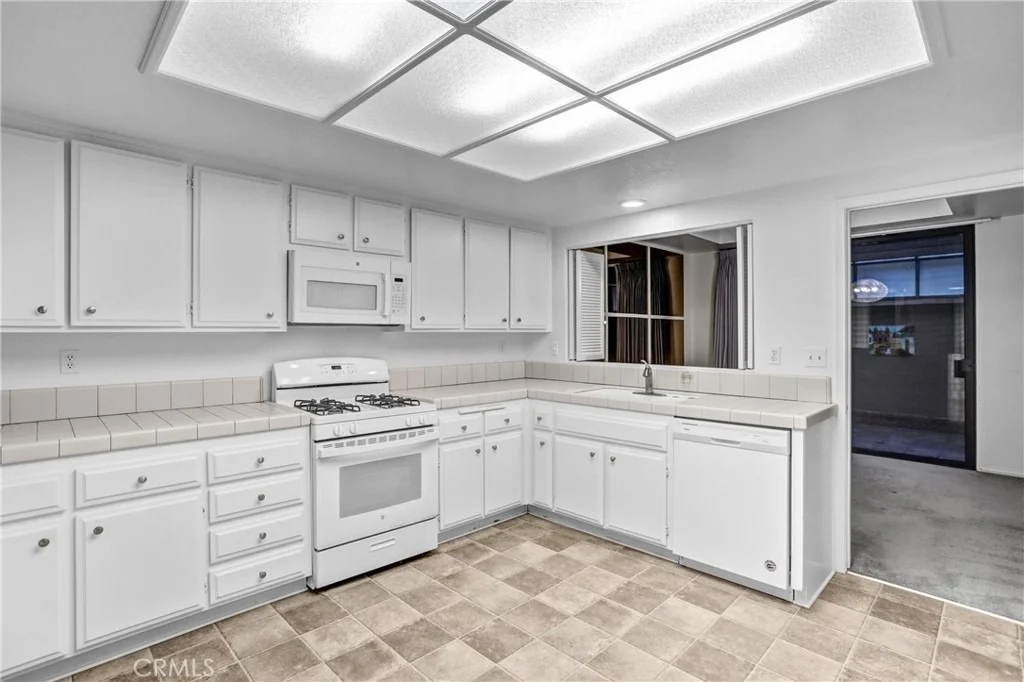 Photo of 1762 Del Prado