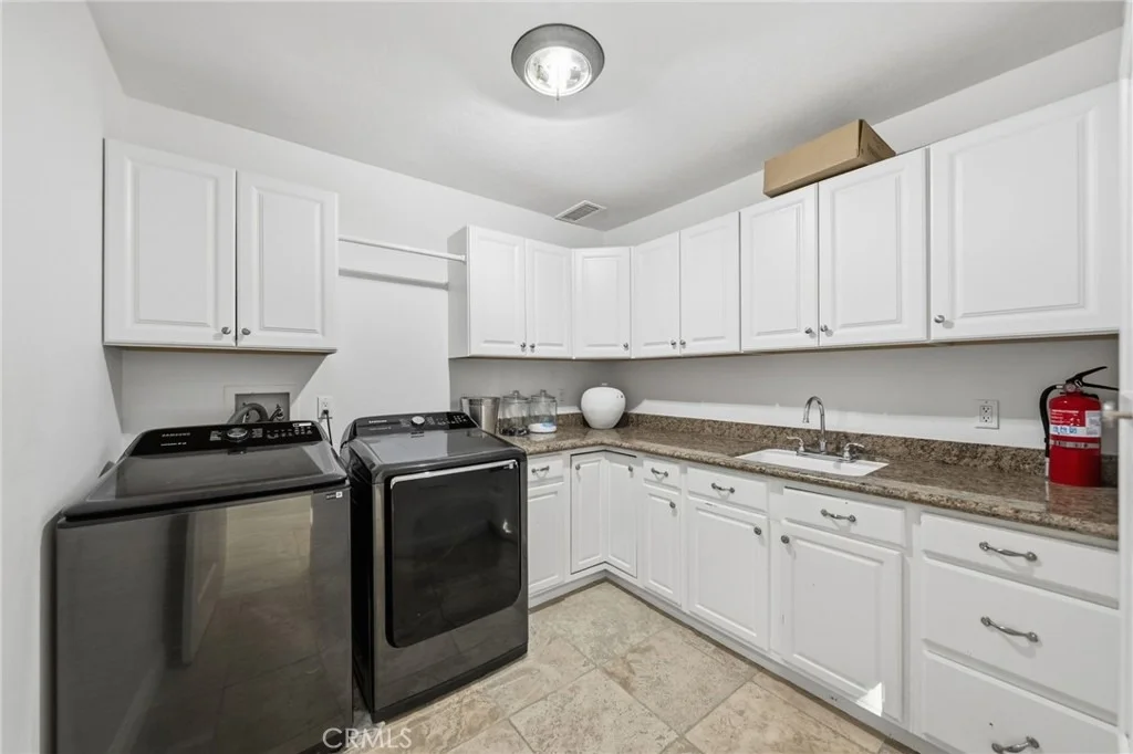 Photo of 40900 Via Los Altos