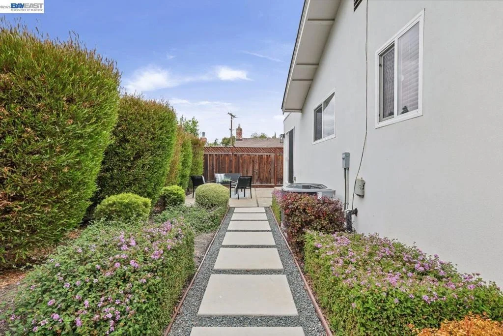 Photo of 426 Falcon Way