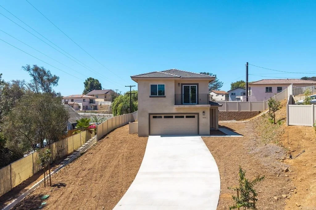 Photo of 3856 American Ave