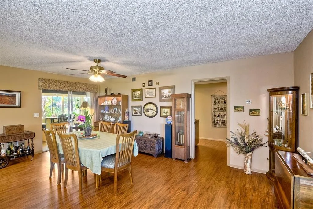 Photo of 1041 Passiflora Place