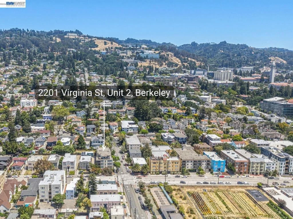 Photo of Unit 2 at 2201 Virginia St