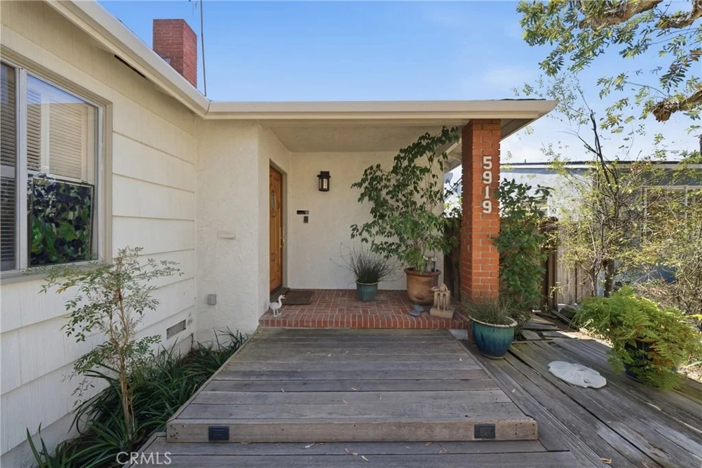 Photo of 5919 Hill