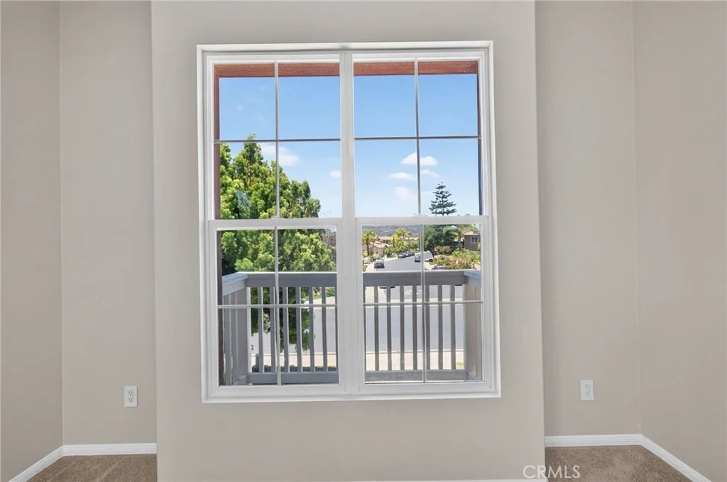 Photo of 2332 Douglaston