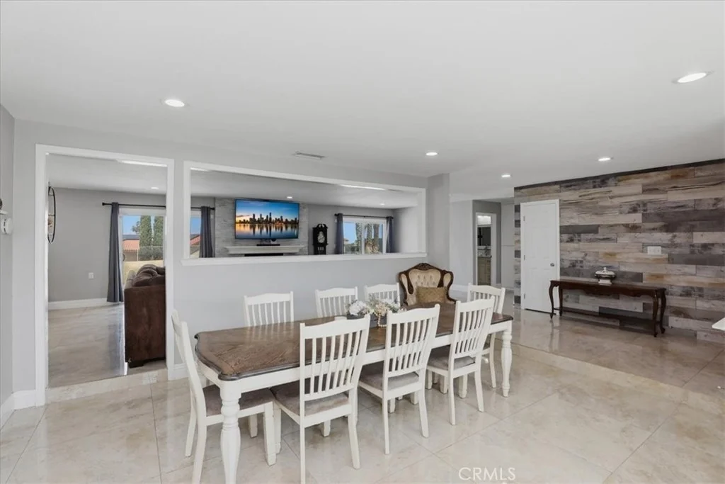Photo of 15745 Saddleback Road
