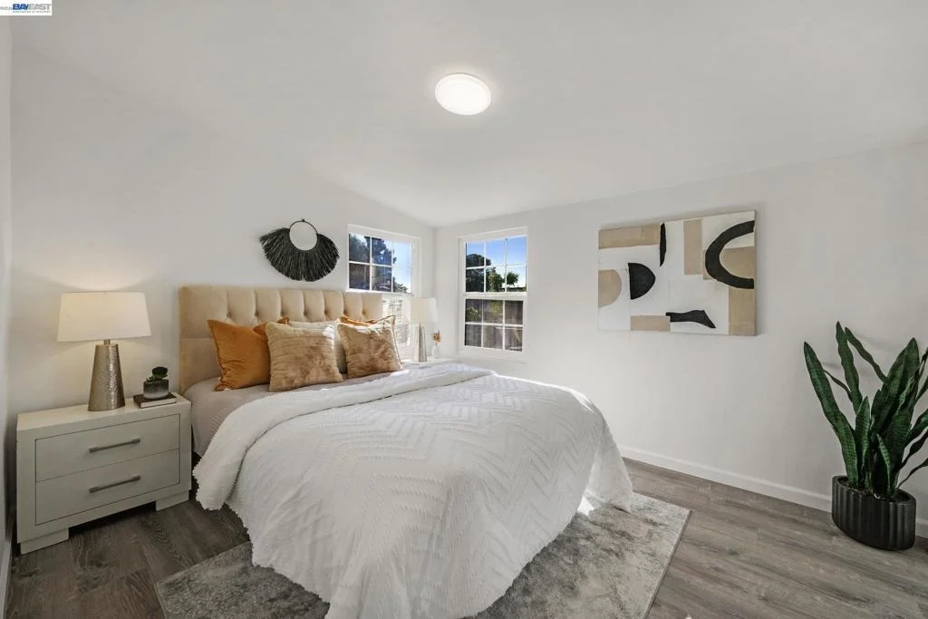 Photo of 784 Sunset Blvd