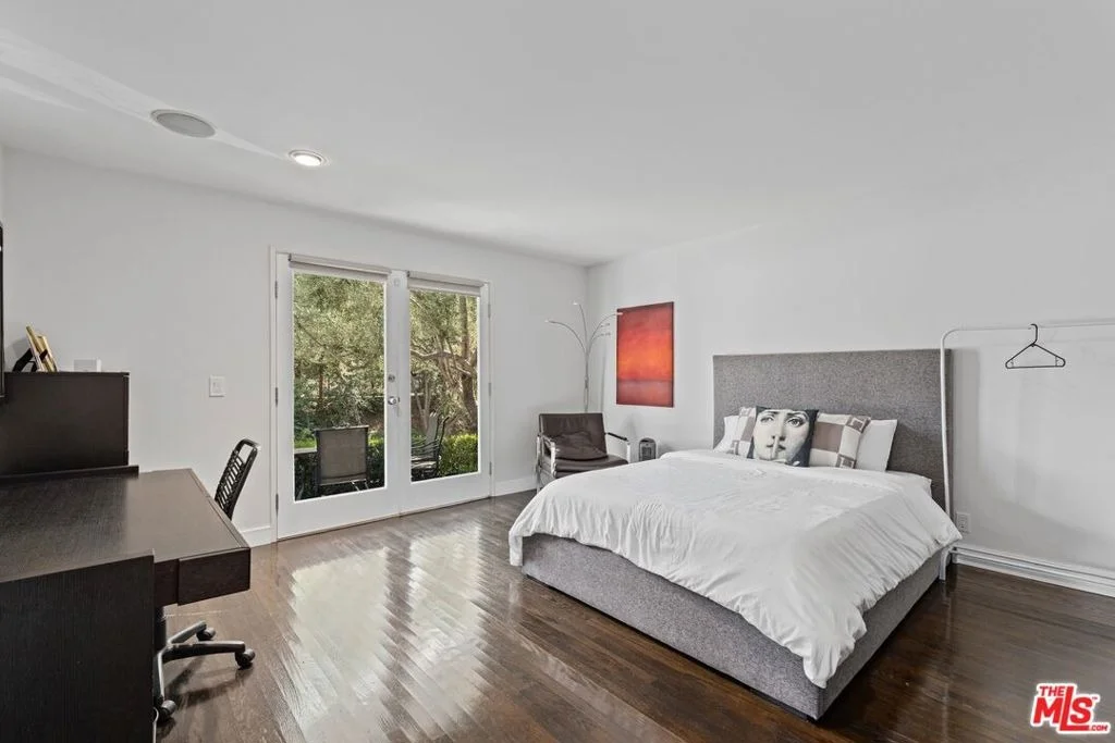 Photo of 7561 Devista Drive