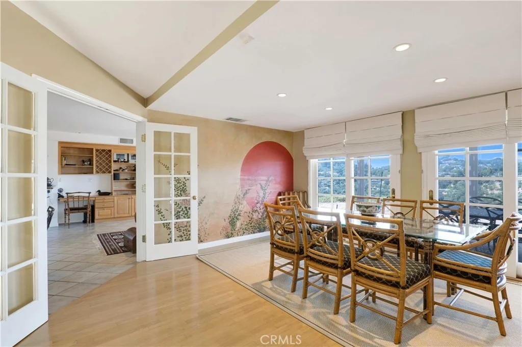 Photo of 3831 Cody Road