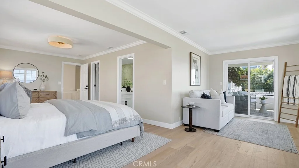 Photo of 2747 E Ocean Boulevard
