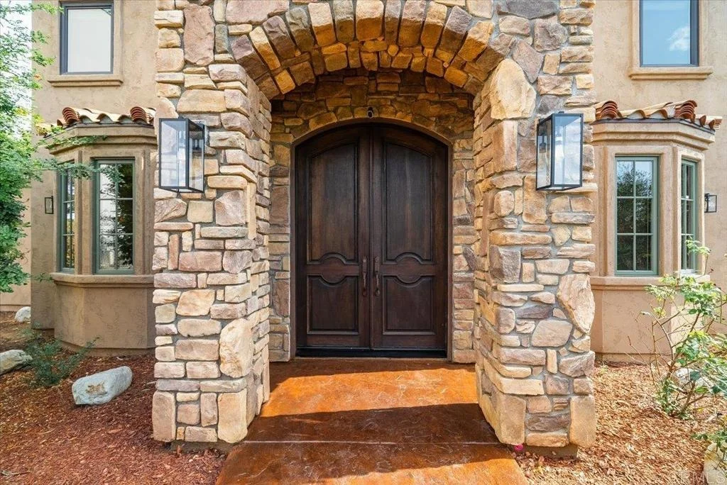Photo of 15223 Skyridge Road