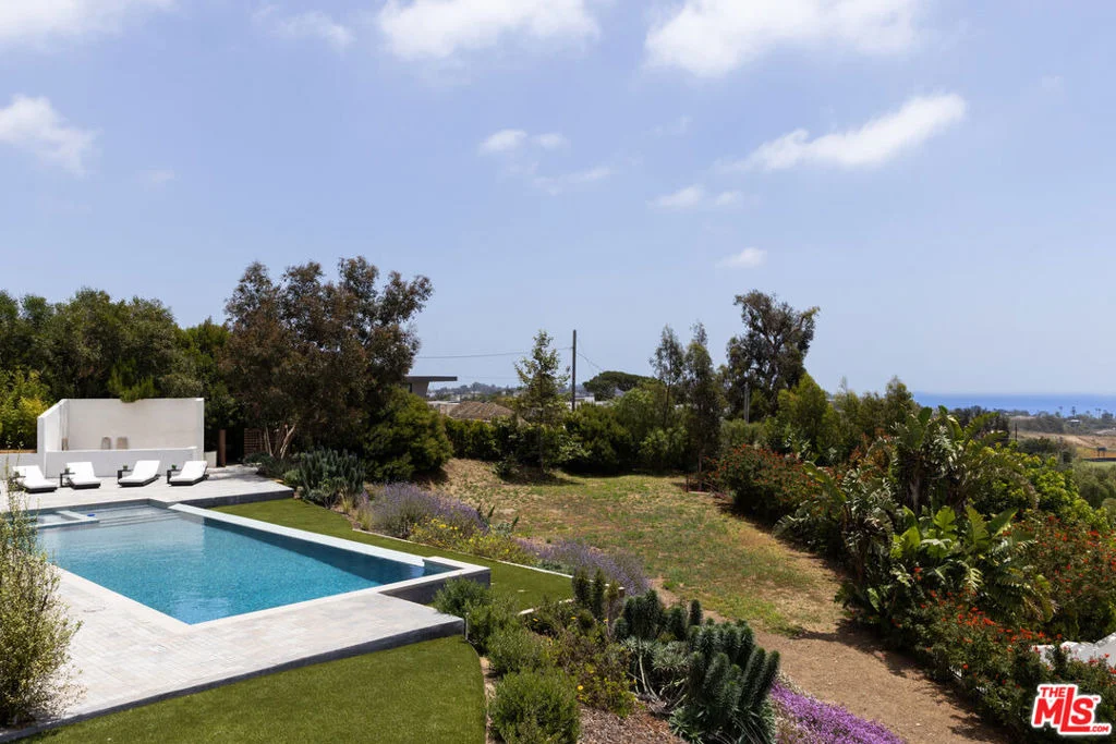 Photo of 29924 Harvester Road