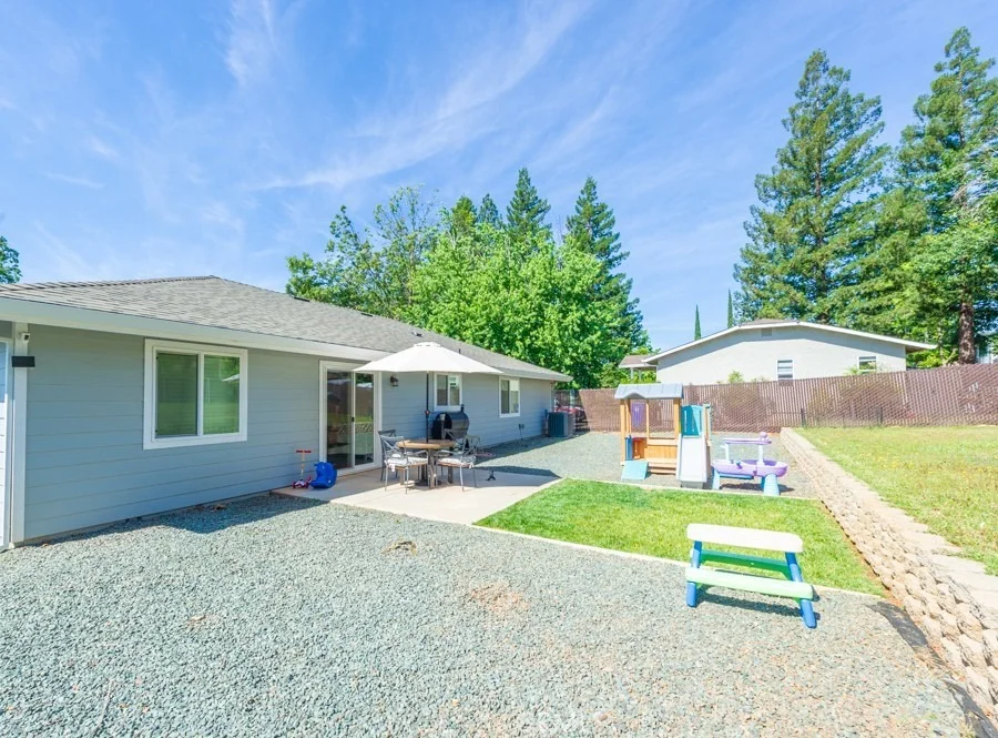 Photo of 1483 E Dottie
