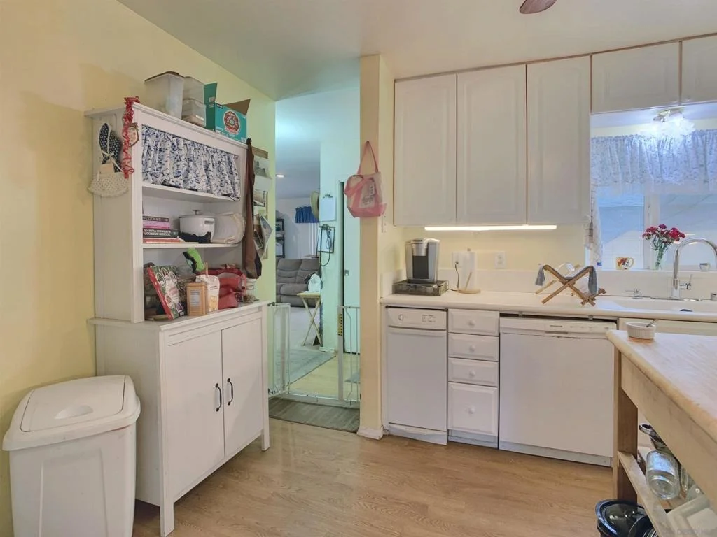 Photo of 9622 Lakeview