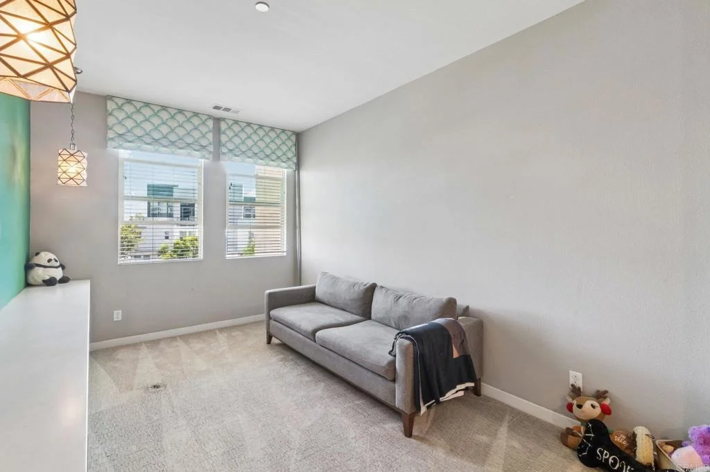 Photo of Unit 3 at 2054 Foxtrot Loop
