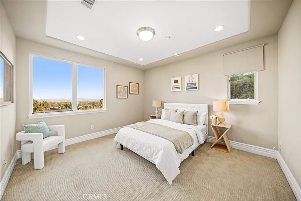 Photo of 325 N Terrace View