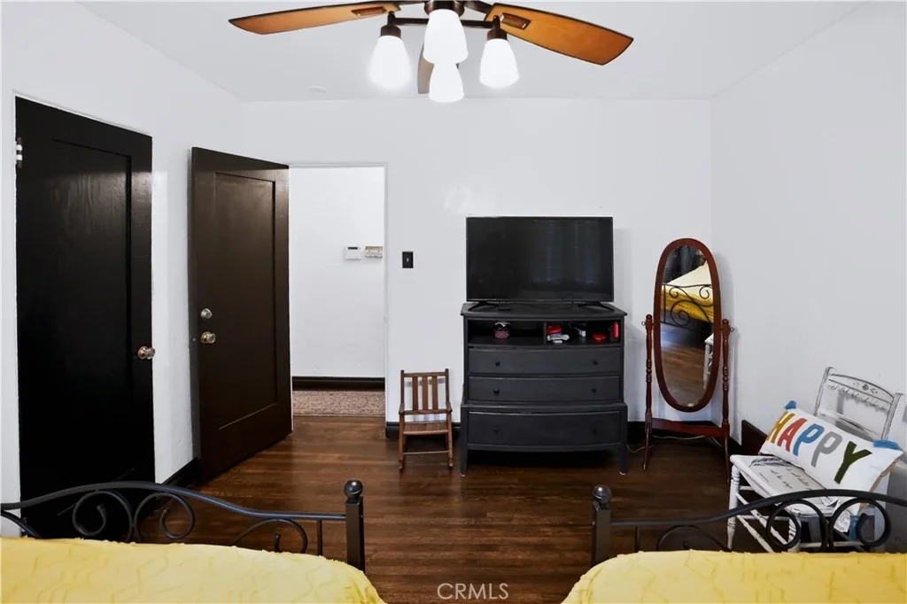 Photo of 4653 Beatty