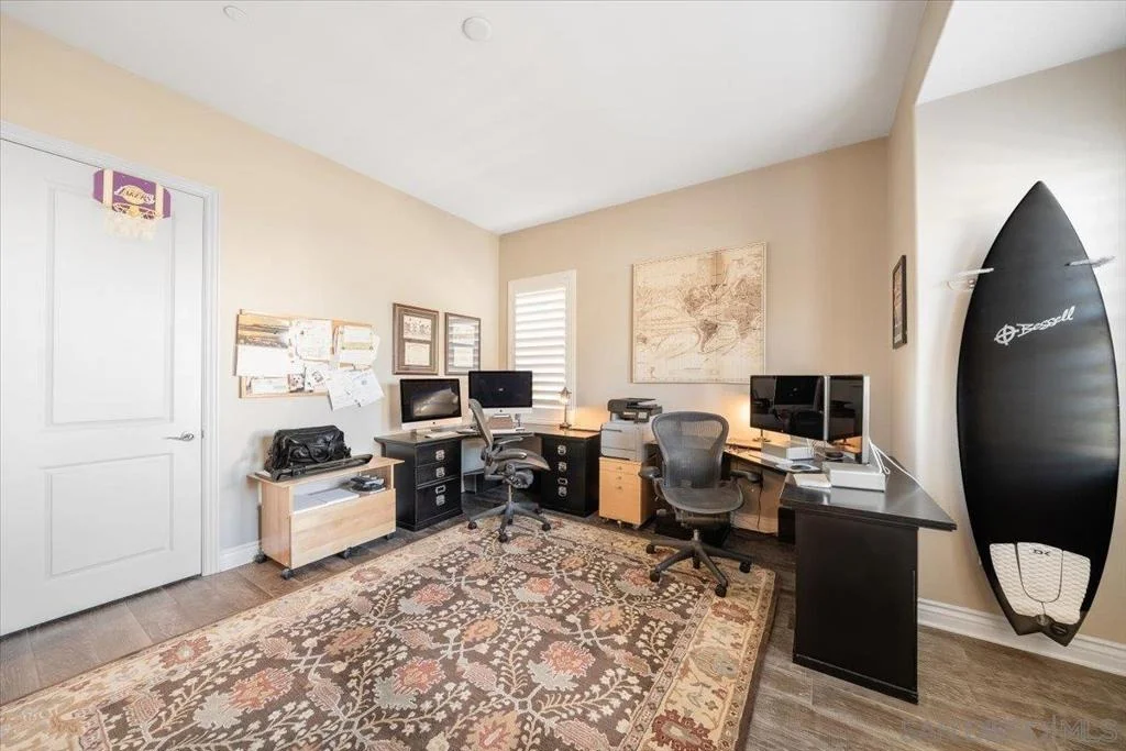 Photo of 541 Ledge
