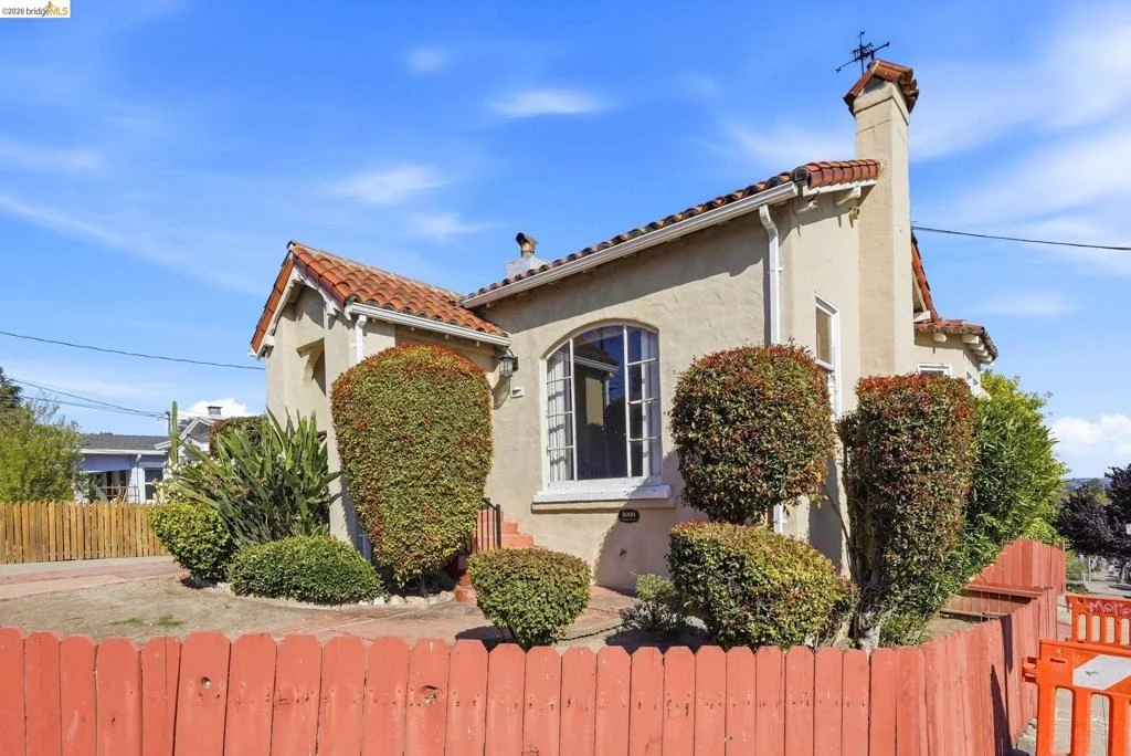 Photo of 3000 Morcom Ave