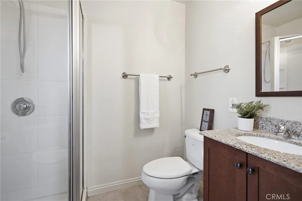 Photo of 3318 Celeste